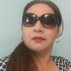 Meet your Posher, Edith